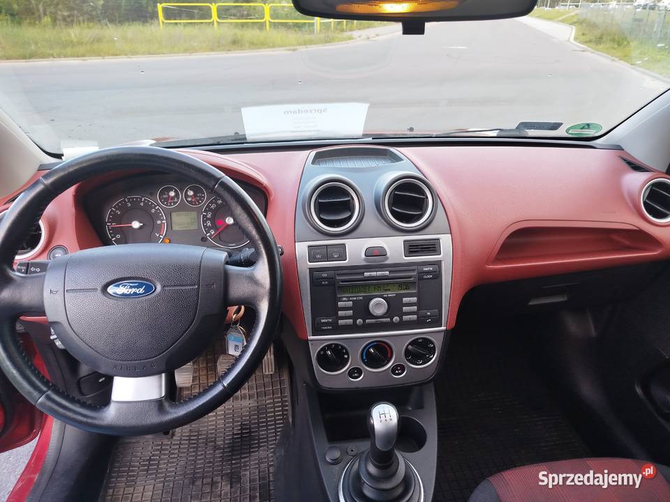 FORD Fiesta bogate wyposażenie Aleksandrów Łódzki