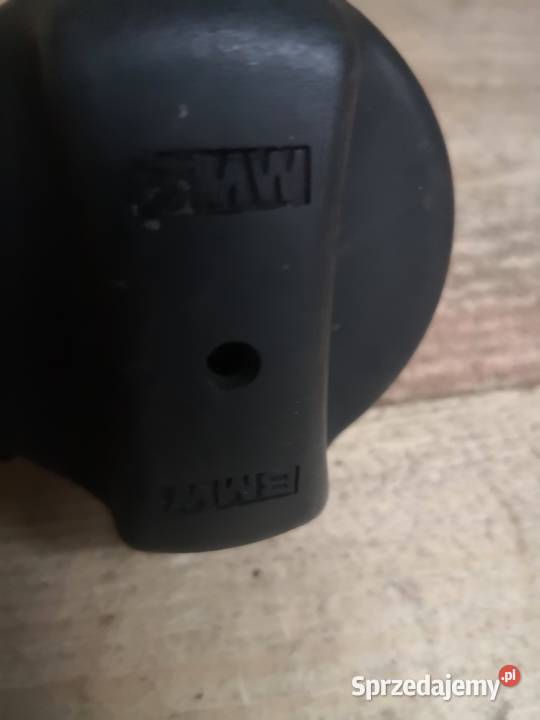 Korek wlewu paliwa BMW E39 benzyna Rok produkcji 2001 Częstochowa