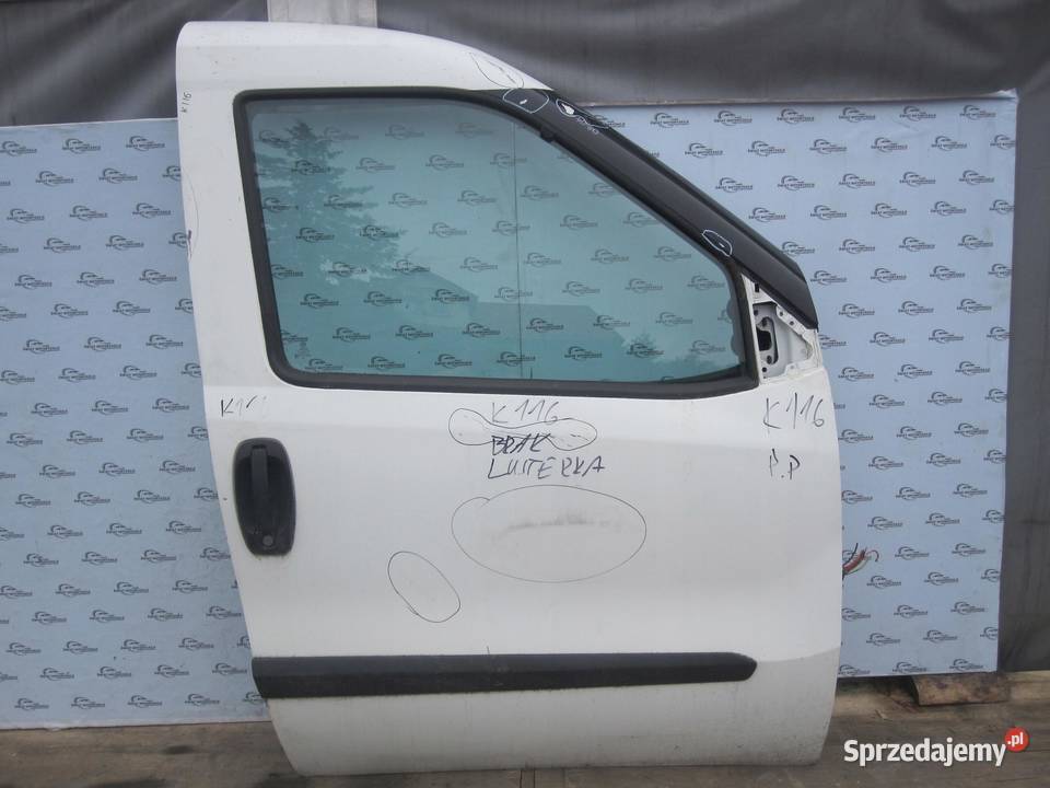 OPEL COMBO D drzwi prawe przód