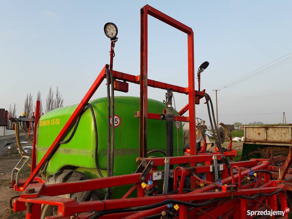 Opryskiwacz Polowy Ciągany Horus 1552 wielkopolskie