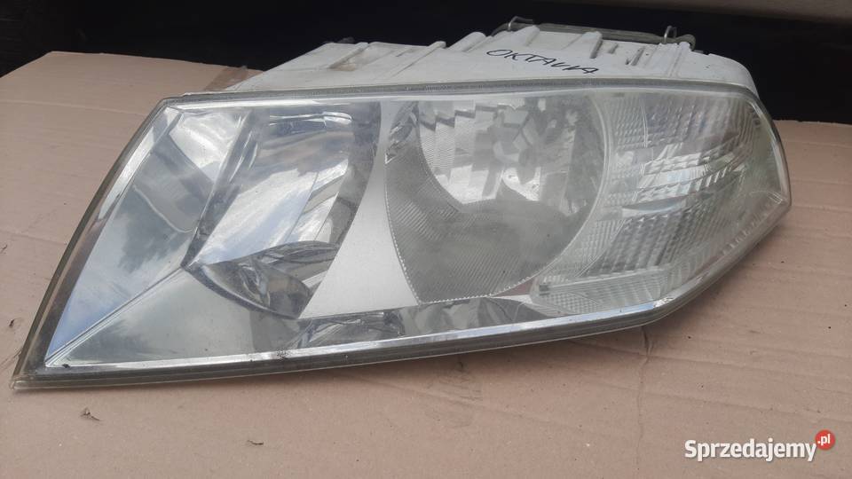lampa przednia lewa SKODA OCTAVIA II przed lift dolnośląskie