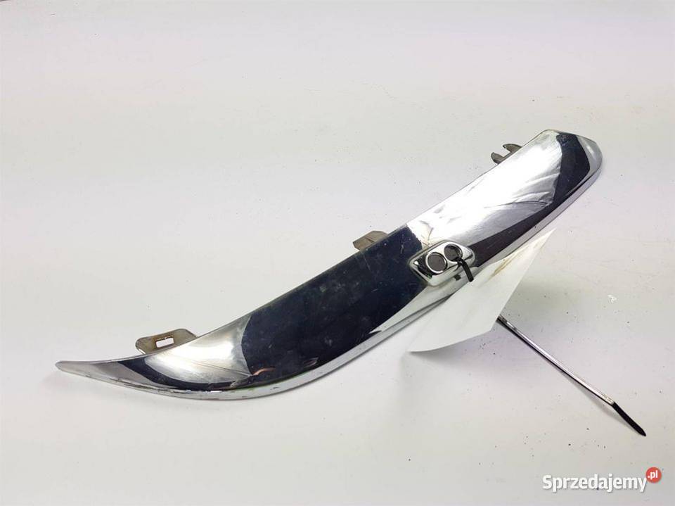 LISTWA BOCZNA PRAWA 300C Motoryzacja kujawsko-pomorskie Lipno sprzedam