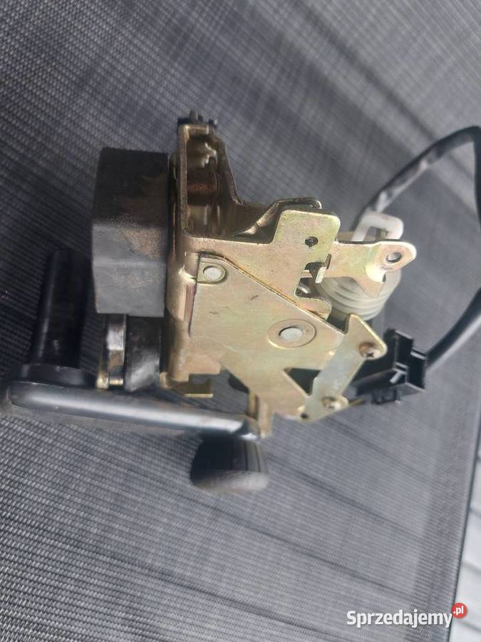 Zamek z siłownikiem Volvo dolnośląskie Miłków