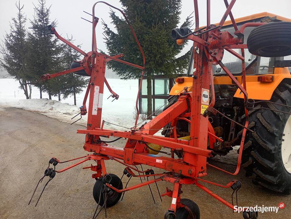 przewracarka karuzelowa fella th 520 Zgrabiarki i przetrząsacze świętokrzyskie Łagów