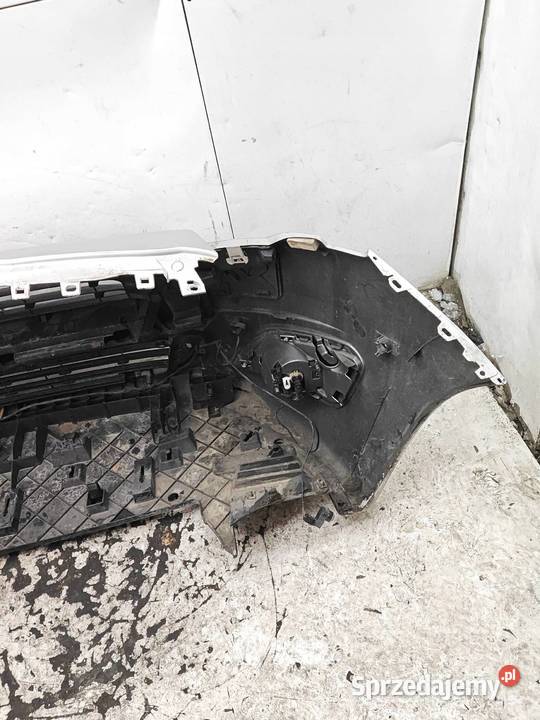 Peugeot 5008 ZDERZAK PRZÓD PRZEDNI HALOGEN 6 PDC