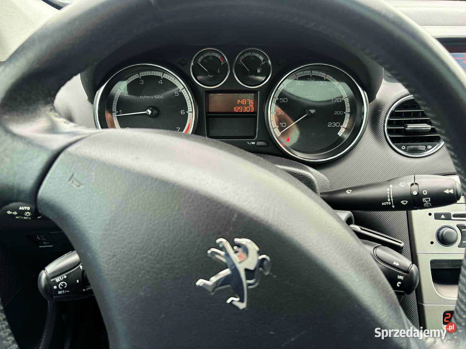Samochód Peugeot 308 SW Czarnków