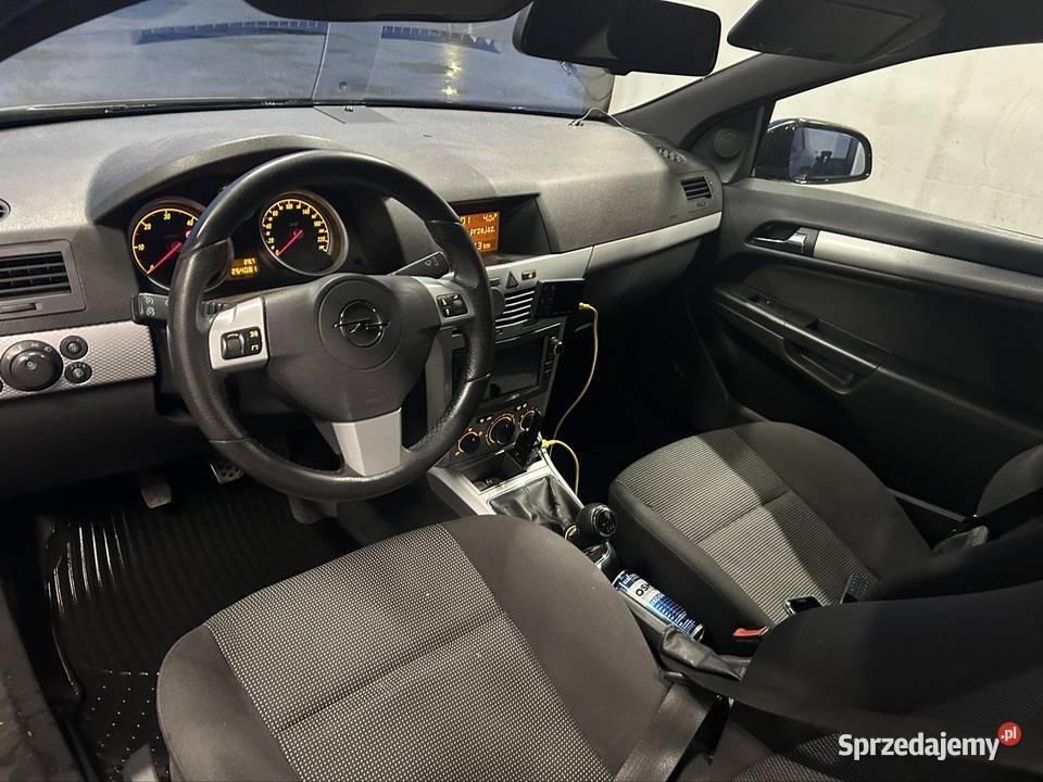 Opel Astra GTC 2009r 19 cdti 150 Gniezno
