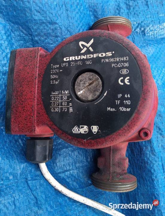 Pompa GRUNDFOS UPS 2560 do wody co pompy Klucze