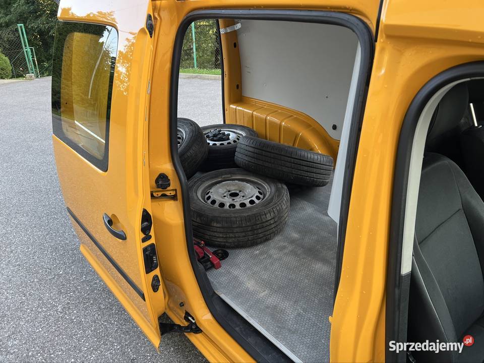 VOLKSWAGEN CADDY 4x4 Piękny 20 TDI Krosno