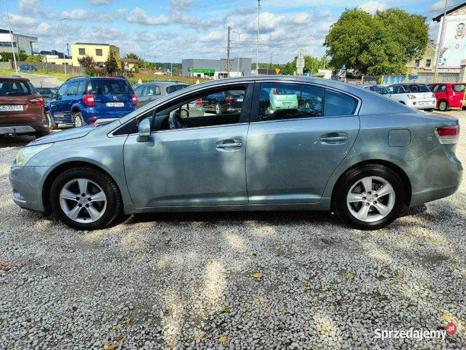 Toyota Avensis Salon Polska 118000 super stan wielofunkcyjna kierownica Bydgoszcz