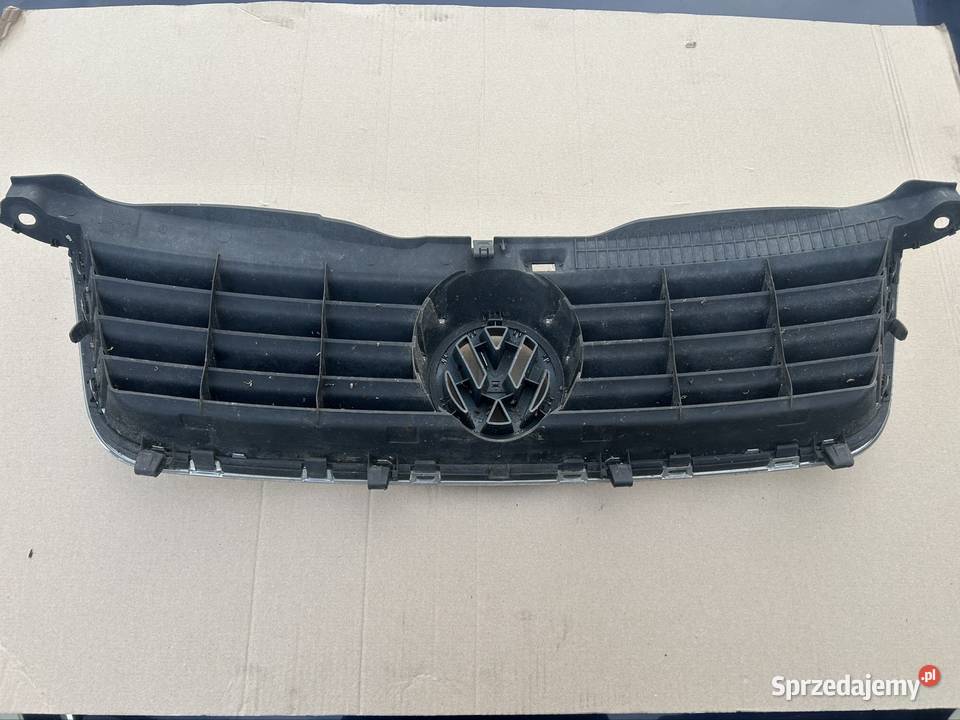 Grill atrapa Passat b5 fl 3B0853651L