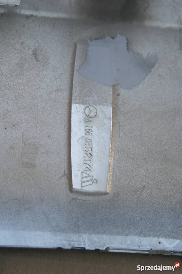 MERCEDES ML W166 NAKŁADKA ZDERZAKA TYŁ CHROM Bieleń