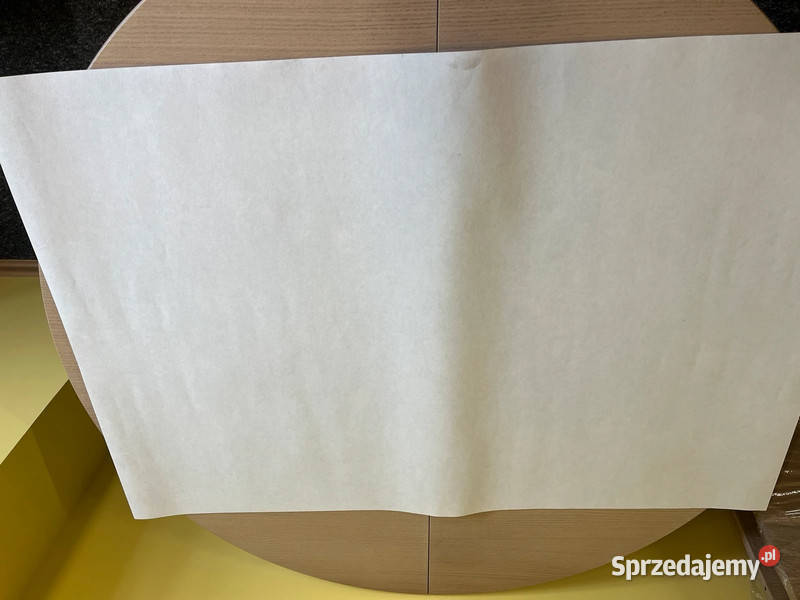 Fototapeta flizelinowe czerwone róże prezent Plakaty Bielsko-Biała