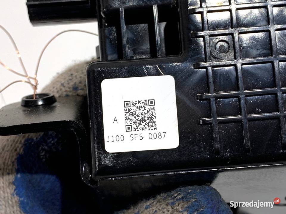 ZAMEK KLAPY TYŁ SSANGYONG TORRES Crossover