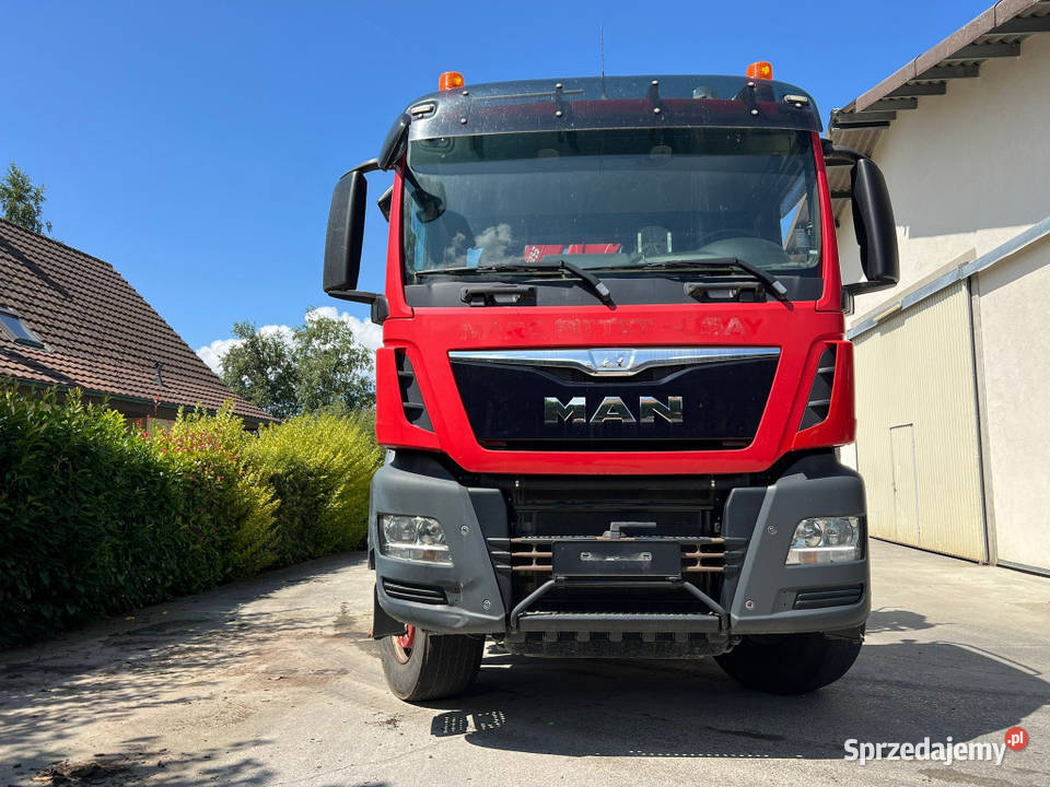 Ciagnik 6x4 z dzwigiem do drewna do drzewa Warszawa