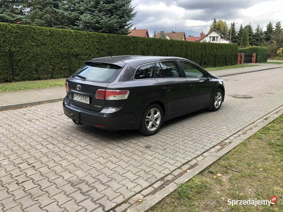 Toyota Avensis nieuszkodzony Poznań