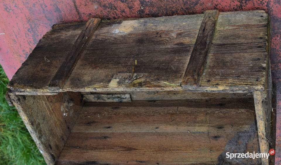 Stara drewniana skrzynia pojemnik Iwierzyce