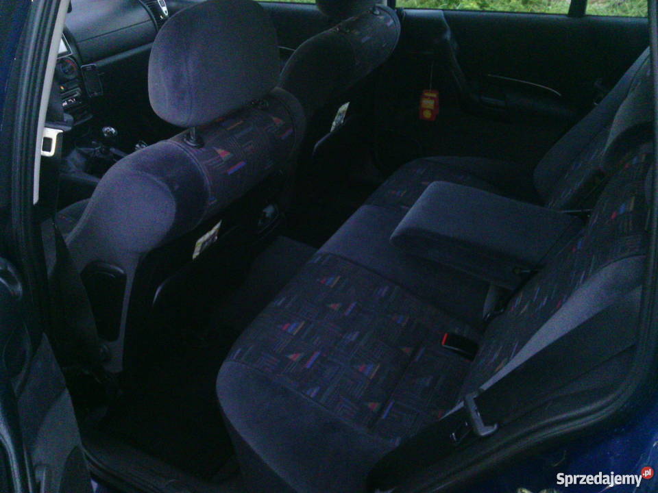 Opel Omega Kombi 20 16v 2000r Nysa sprzedam