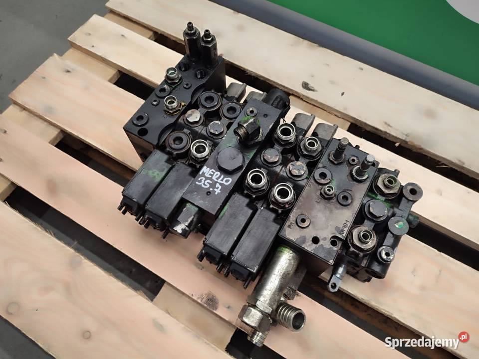 Rozdzielacz hydrauliczny R930055009 Merlo P357 Wilkowo