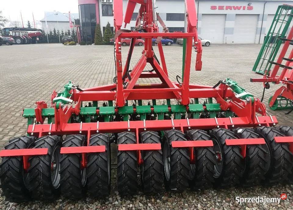 AgroMasz Agregat talerzowy półzawieszany Agromasz Ciechanów sprzedam