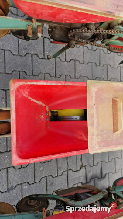 siewki i siewniki inny Siewnik do buraków 12 Głogówek