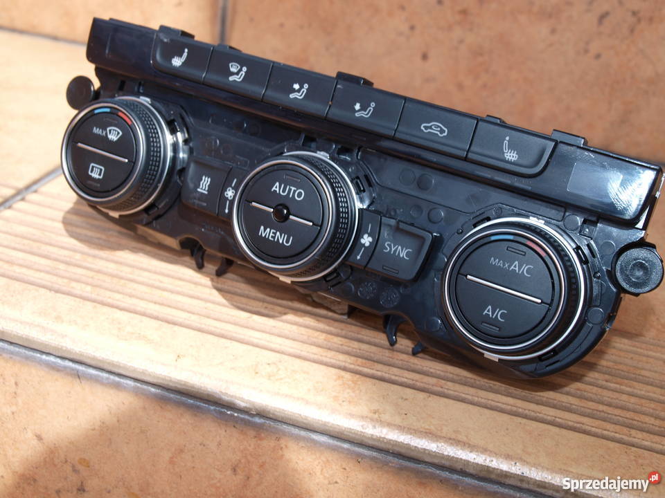 VW Arteon Golf Passat Touran TRoc Tiguan Sharan Wyposażenie wnętrza Kalisz sprzedam