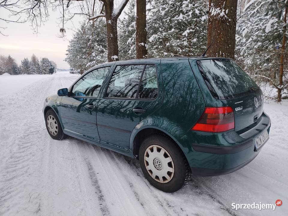 Volkswagen Golf 4 14 bg nieuszkodzony sprzedam