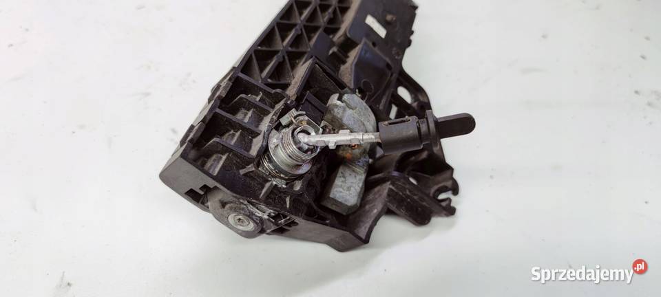 KLAMKA LEWY PRZÓD AUDI A1 A4 A5 Q5 8T1837885