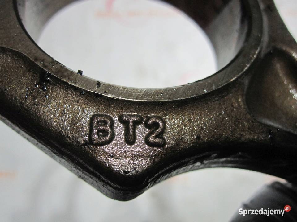 TŁOK KORBOWÓD 813P CITROEN DS3 16 VTI 5F01 1016 Blok silnika