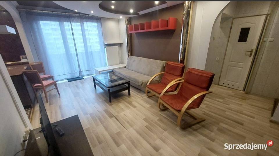 Piotrkowska dwa pokoje 52m2 centralne ogrzewanie Piętro 4 Łódź sprzedam