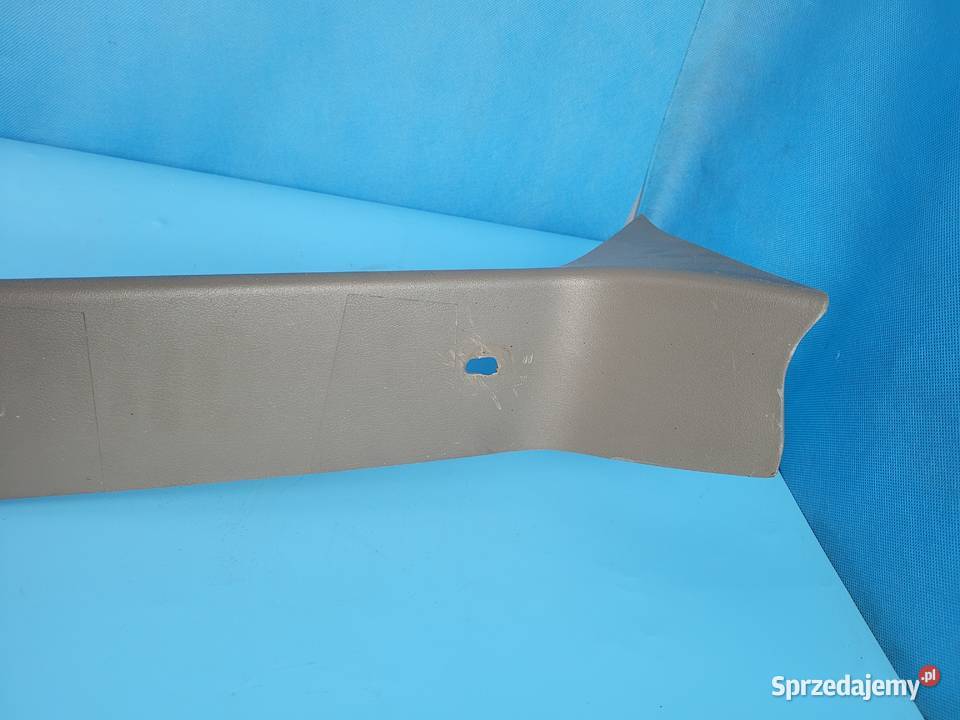 CASE IH PUMA 145 12r OSŁONA SŁUPKA LEWA 84325618 Kolno