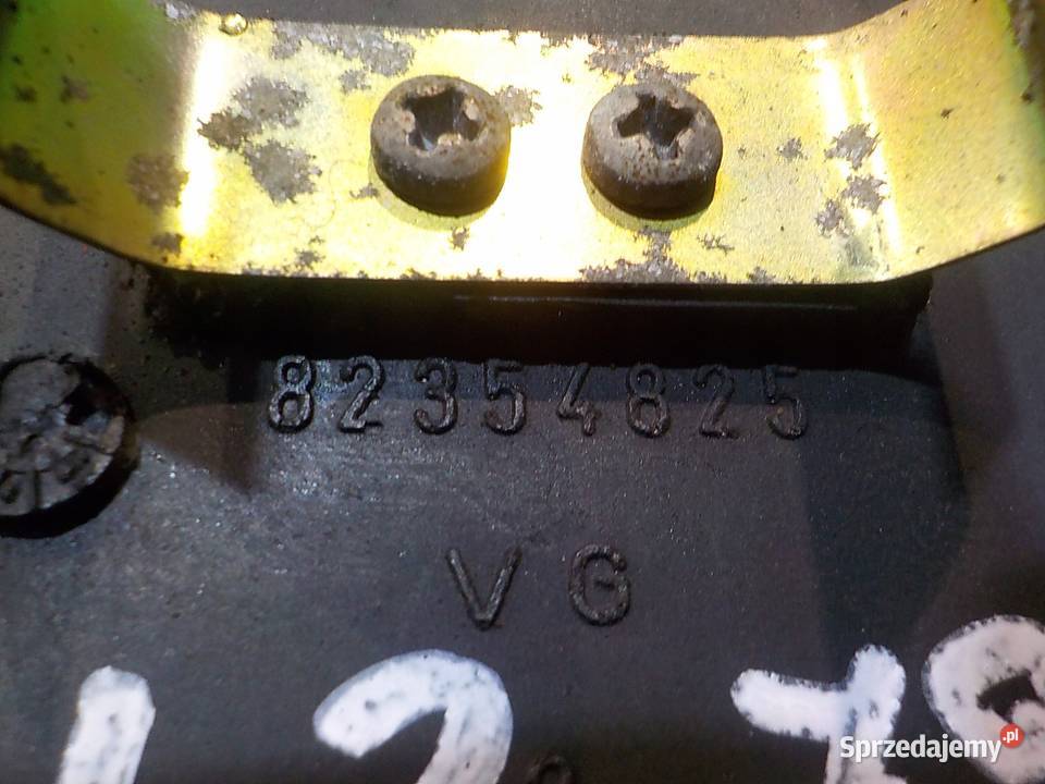 LANCIA BETA 20 B 83r COUPE 2D oslona dzwigni Suków