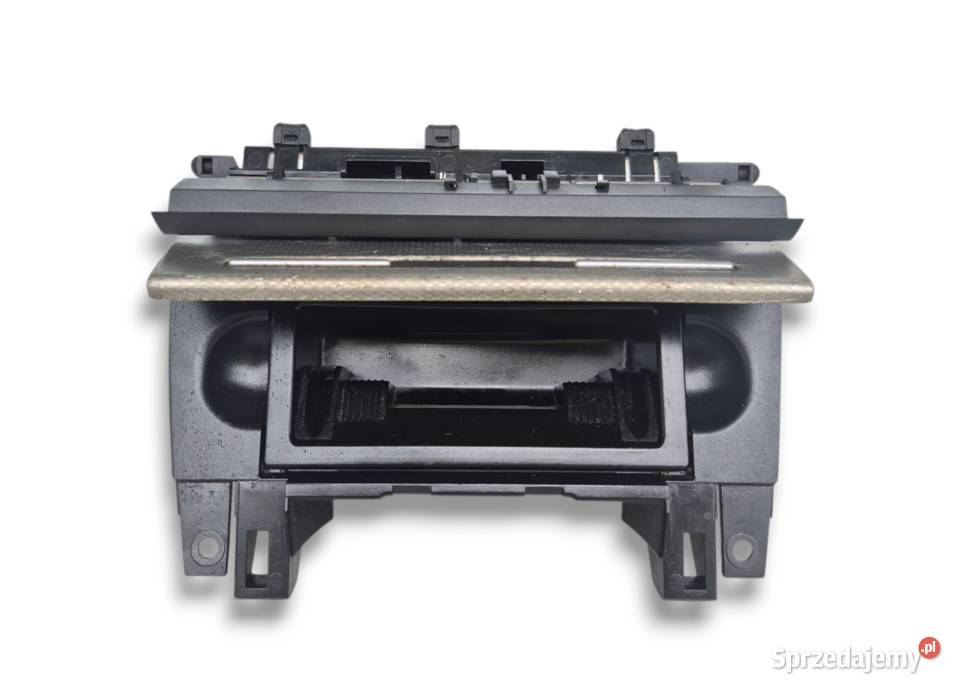 POPIELNICZKA PRZÓD 2 DIN SREBRNA AUDI A4 B6 Działoszyce