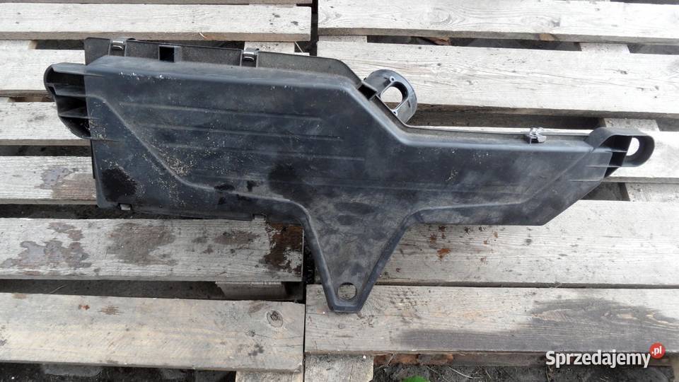 BMW F31 18 D 12r obudowa filtra powietrza