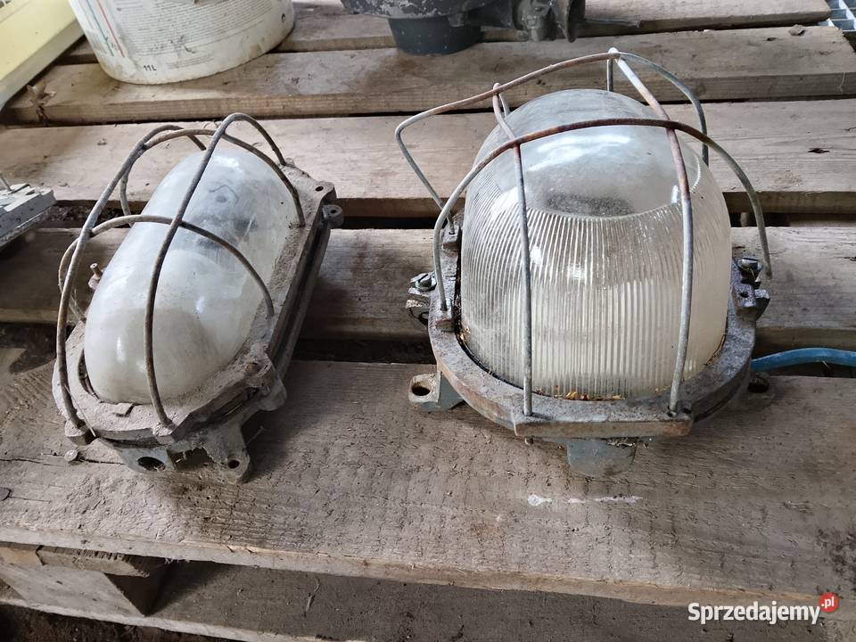 Lampa żeliwna industrialna kanałowa loft PRL Pozostałe świętokrzyskie