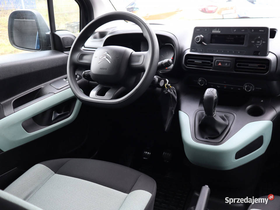Citroen Berlingo 15 BlueHDi czujnik zmierzchu dolnośląskie Bielany Wrocławskie
