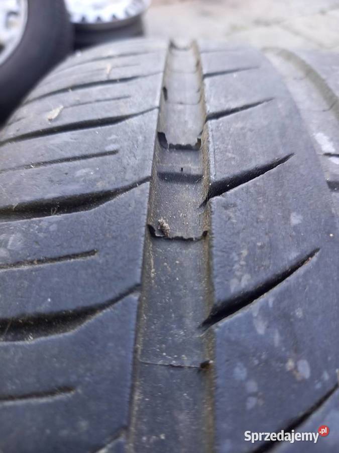 Opona michelin Sport 255x40x19 Michelin