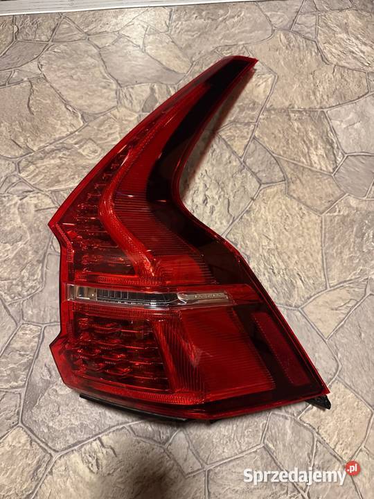 Lampa tył volvo xc 60 Poznań