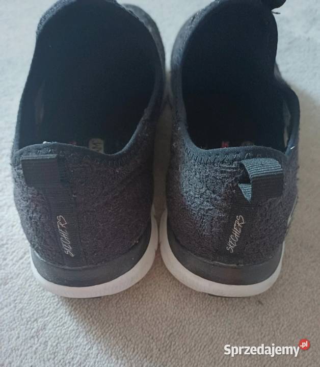 Piękne czarne buty skechers duallite