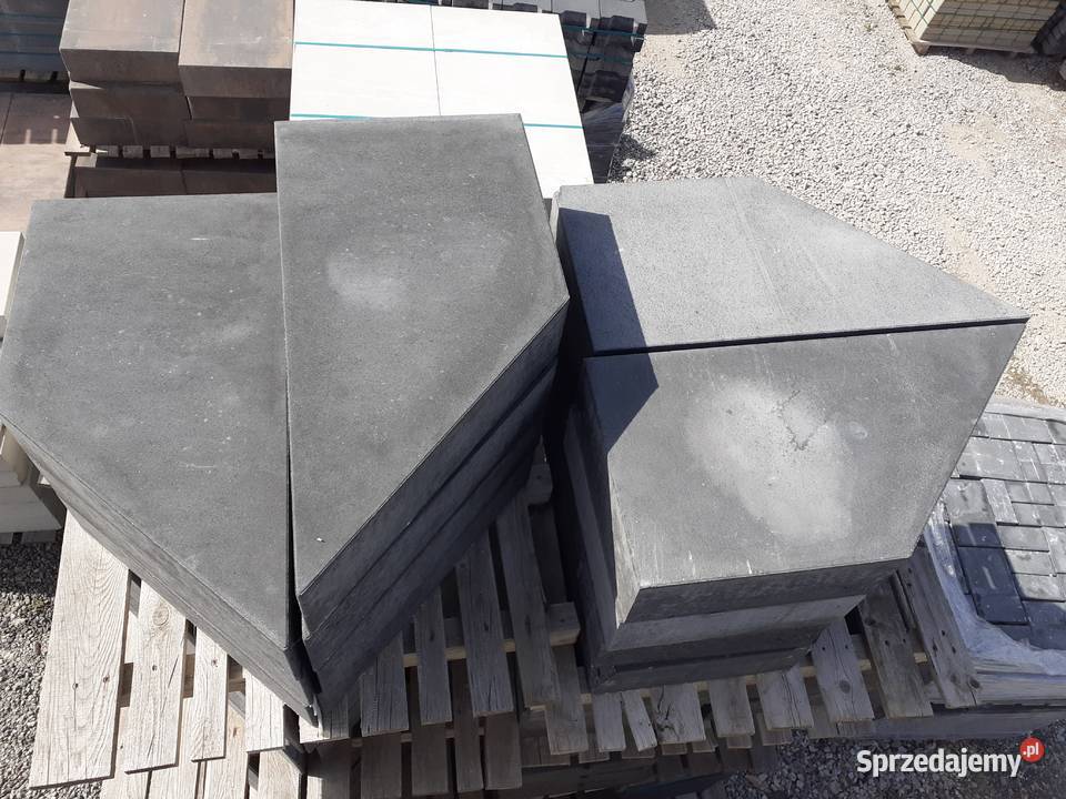 Stopień Venetto Betonowy skośny 45x90 grafit II Wielogóra