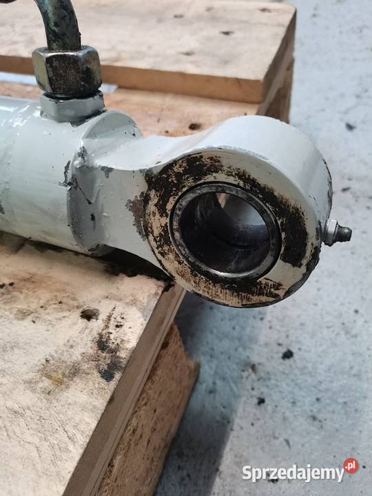 Siłownik główny ramienia Claas Targo K60