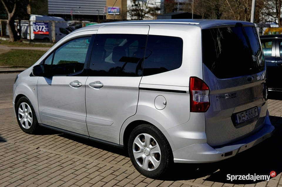 Ford Tourneo Courier salon Polska serwis ASO lakier metallic mazowieckie Warszawa sprzedam