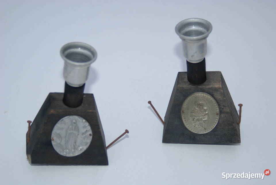 Stare przedwojenne świeczniki drewniane z