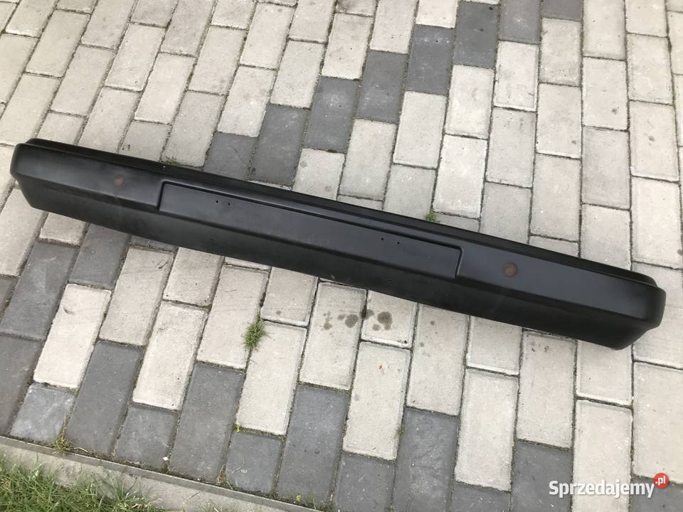 Zderzak przedni P4 Fiat 126p z mocowaniami Karoseria Włoszczowa