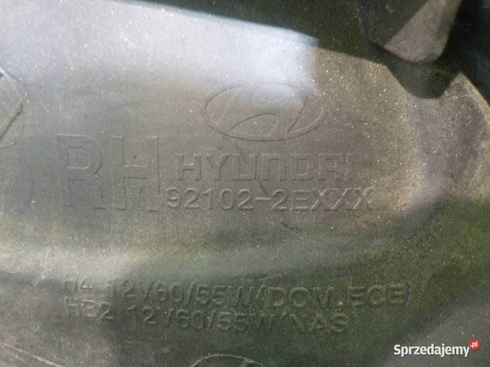 HYUNDAI TUCSON I LIFT 20 CRDI 10r 5D lampa prawa mazowieckie sprzedam