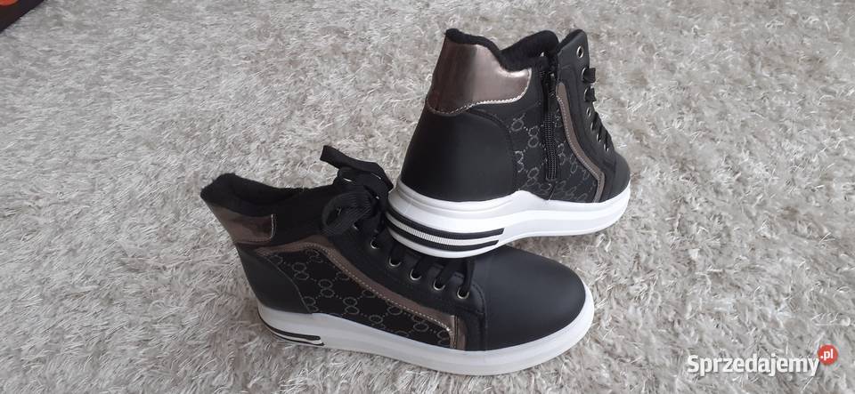 Nowe ocieplane sneakersy r 40