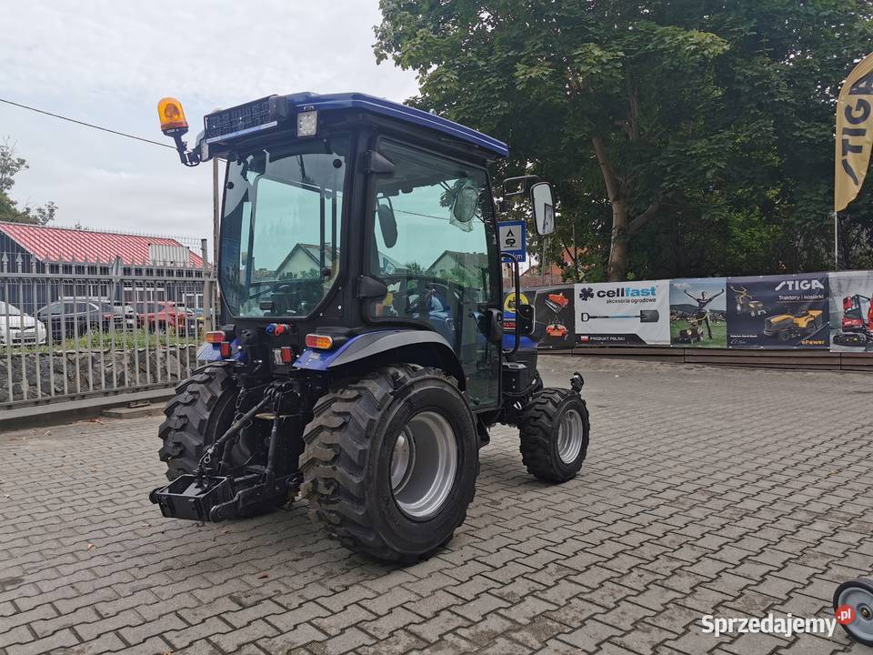 Traktor Farmtrac 26 H 4WD z Kabiną hydrostat Olsztyn