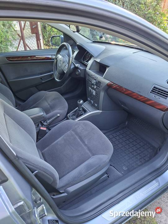 Opel astra h 2005 hatchback Poznań