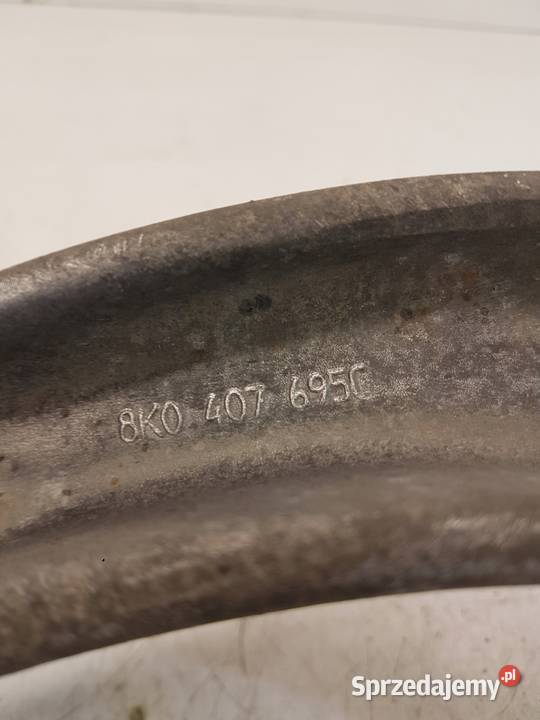WAHACZ LEWY PRZÓD AUDI A4 B8 A5 Q5 A6 8K0407695C śląskie Przystajń sprzedam