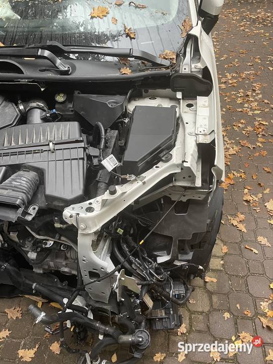 Nissan qashqai 15 epower 190 faktura VAT SUV Warszawa